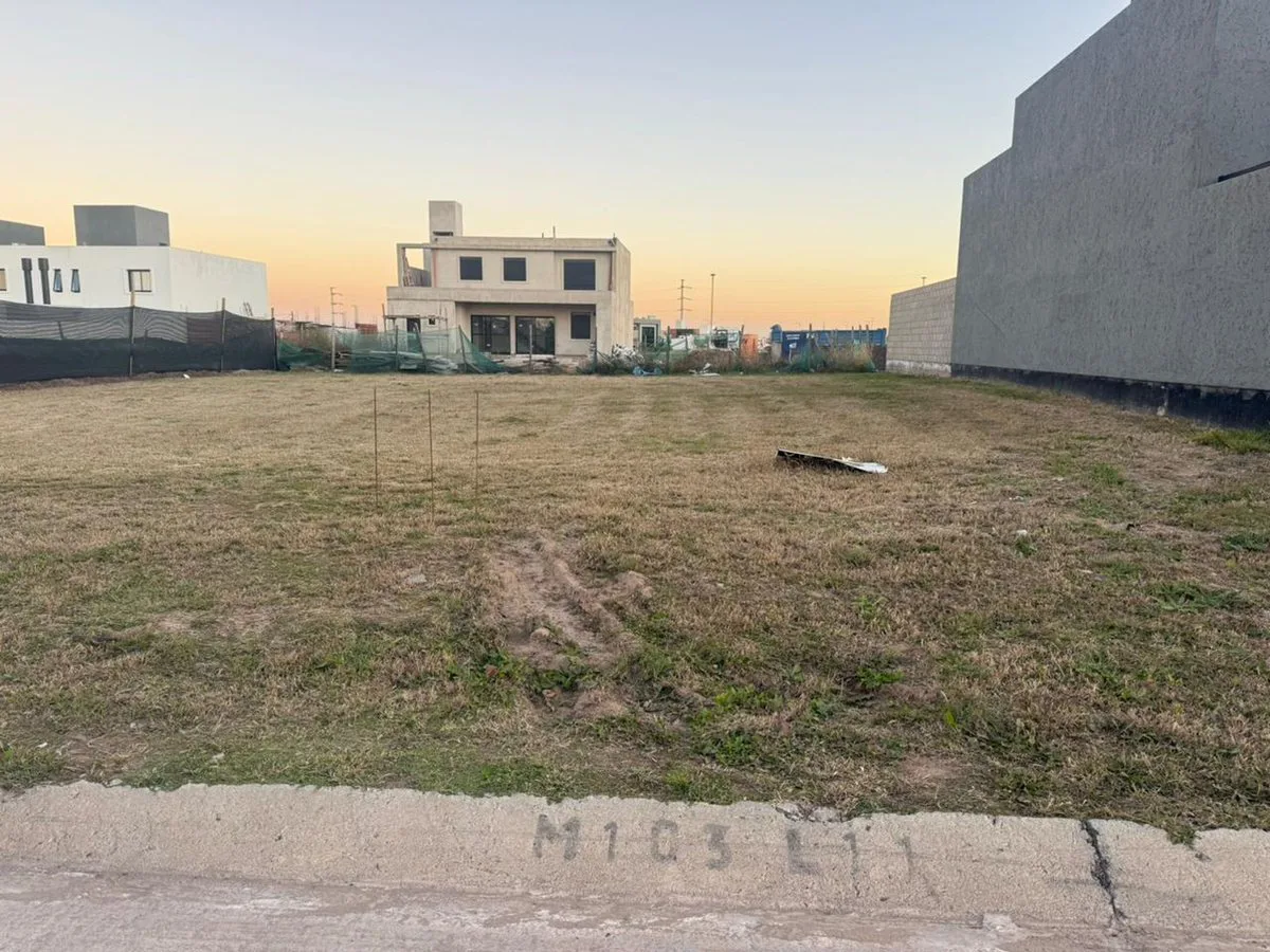 LOTE 360 M2 APTO DUPLEX DOCTA AVENIDA ETAPA 5 GAS foto 4