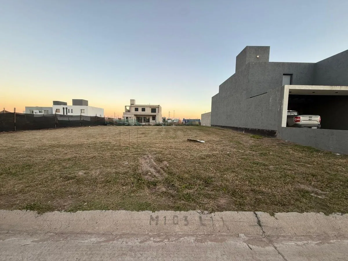 LOTE 360 M2 APTO DUPLEX DOCTA AVENIDA ETAPA 5 GAS foto 5