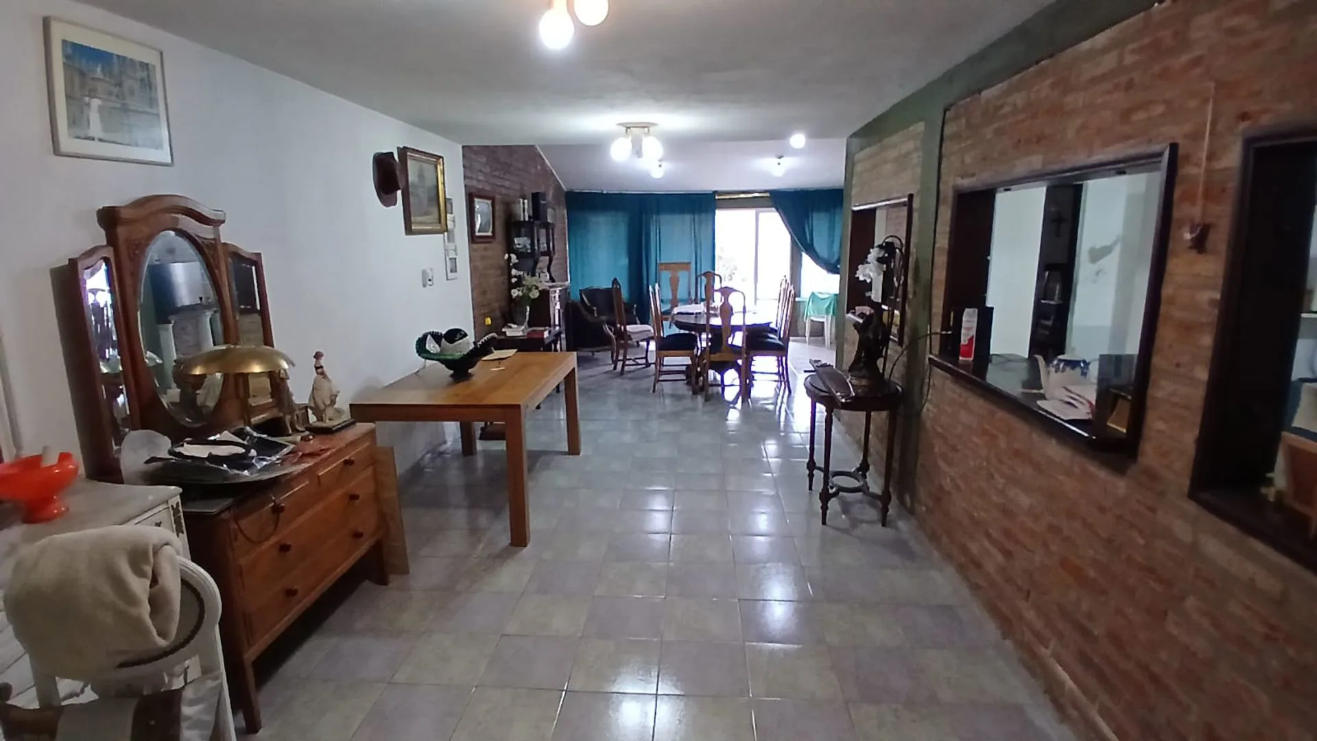 SE VENDE CASA + DEPARTAMENTO + LOCAL B VILLA ADELA foto 2