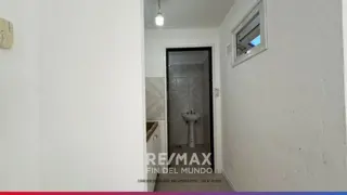 ALQUILER LOCAL COMERCIAL/ GOBERNADOR PAZ foto 5