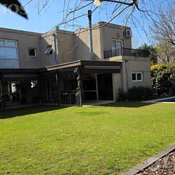 CASA EN VENTA BENAVIDEZ GREENS APTO CREDITO. LOTE INTERNO. foto 2