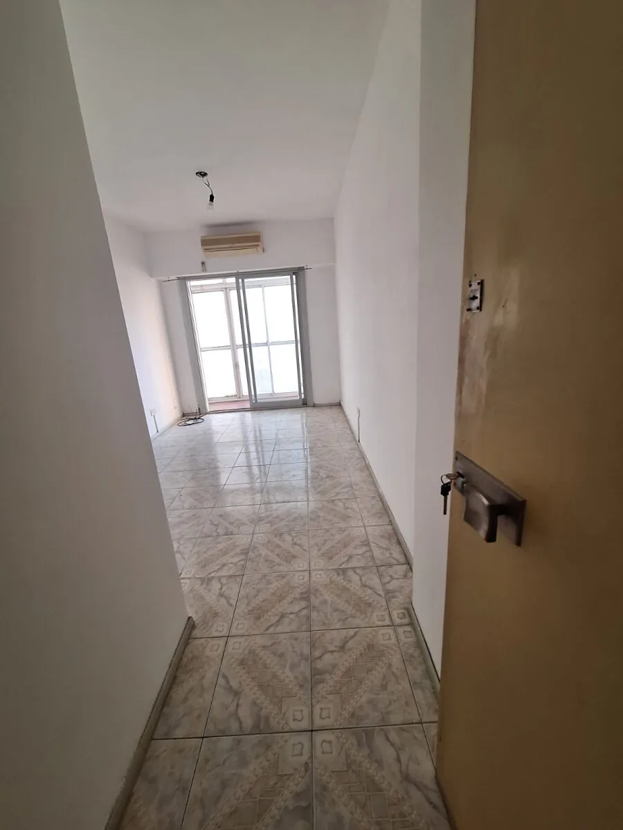VENTA DEPARTAMENTO 2 AMB RAMOS MEJIA CENTRO foto 2