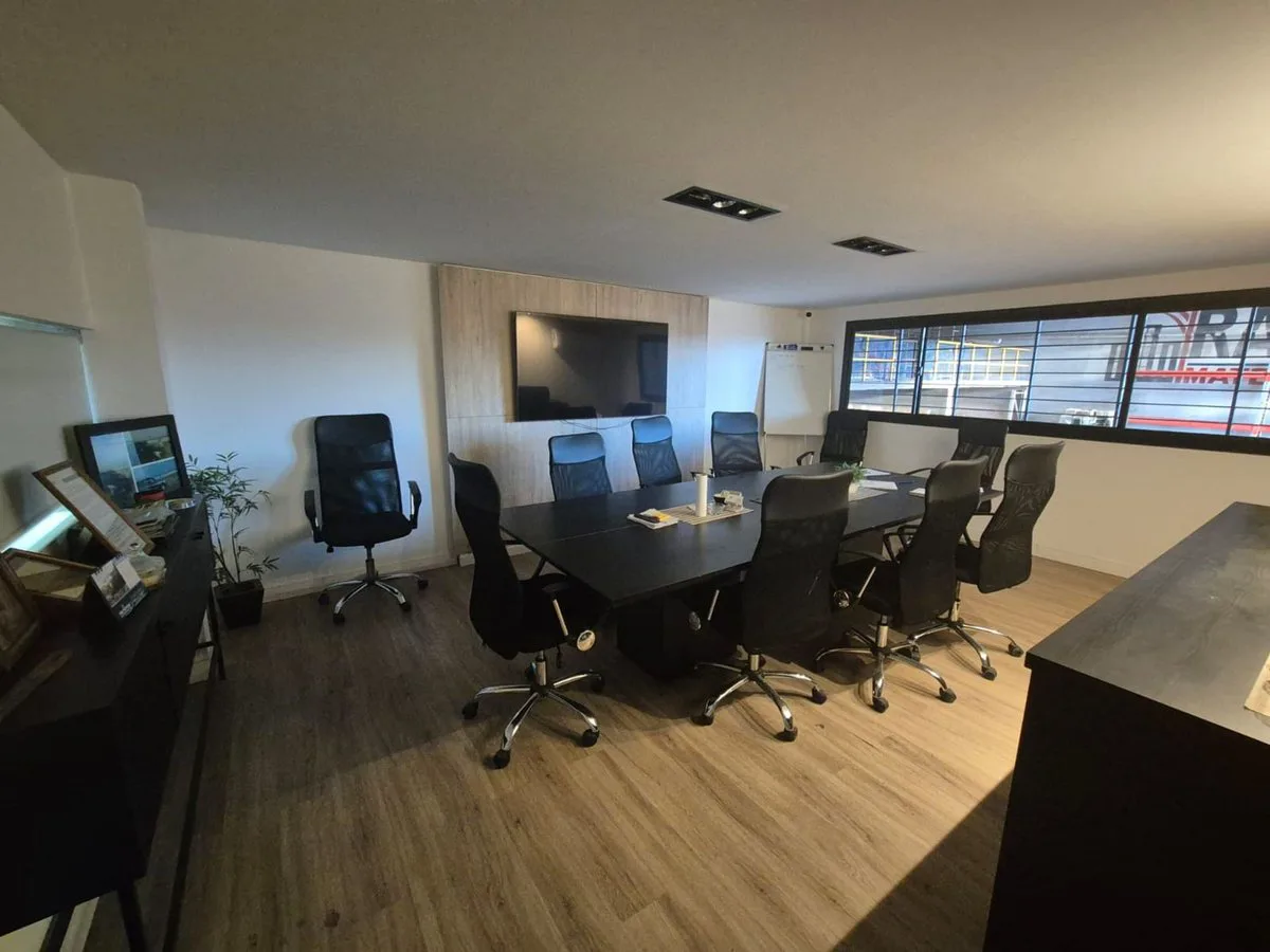 Alquiler Local y Oficinas 412 mts foto 5