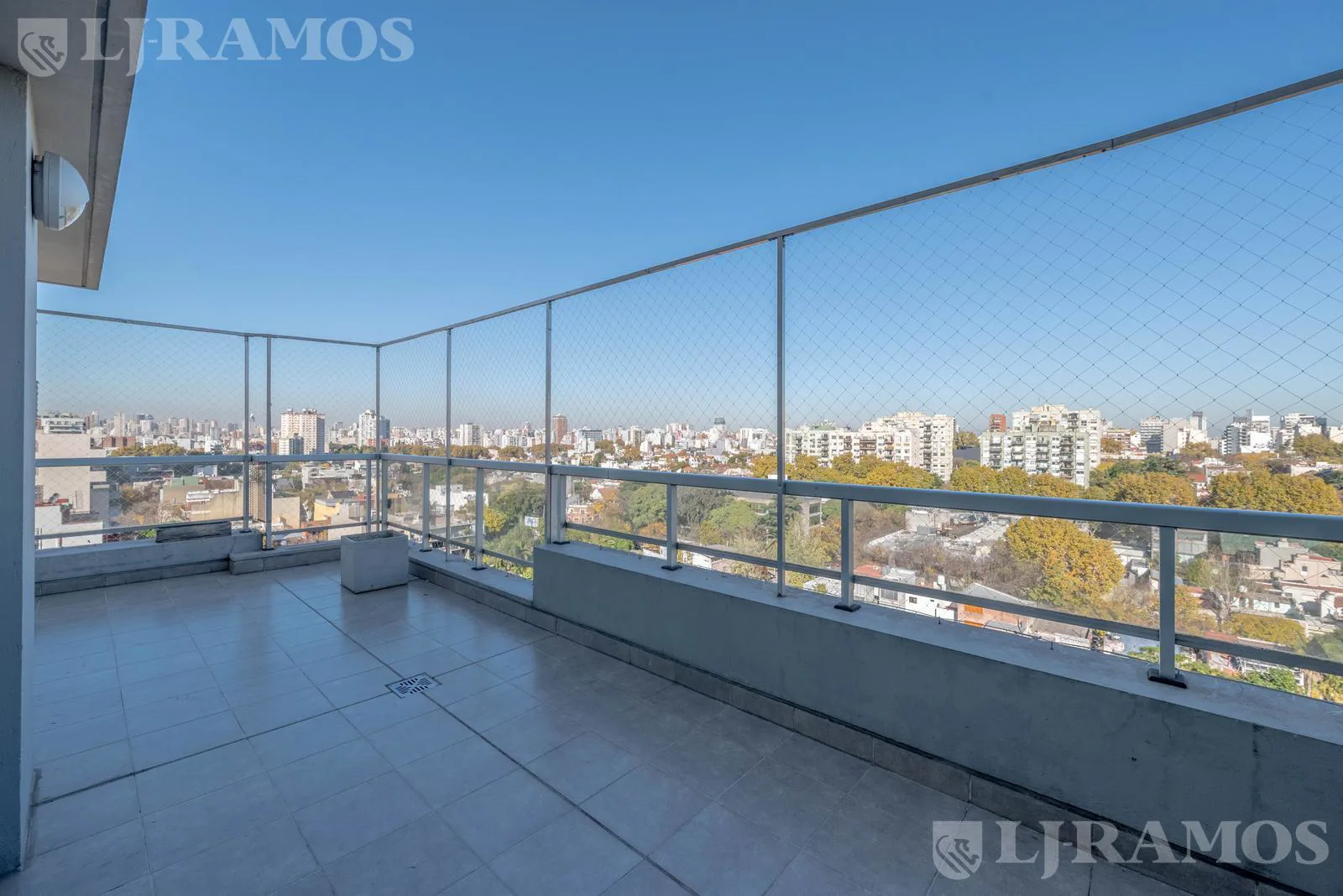 DUPLEX CON TERRAZA PROPIA- COCHERA DOBLE - FULL AMENITIES EN NUÑEZ foto 2
