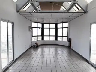 ArgenpropGestión  &gt&gt  Propiedades F PORTELA AL 400 AMPLIA OFICINA EN EXCELENTE UBICACION foto 1