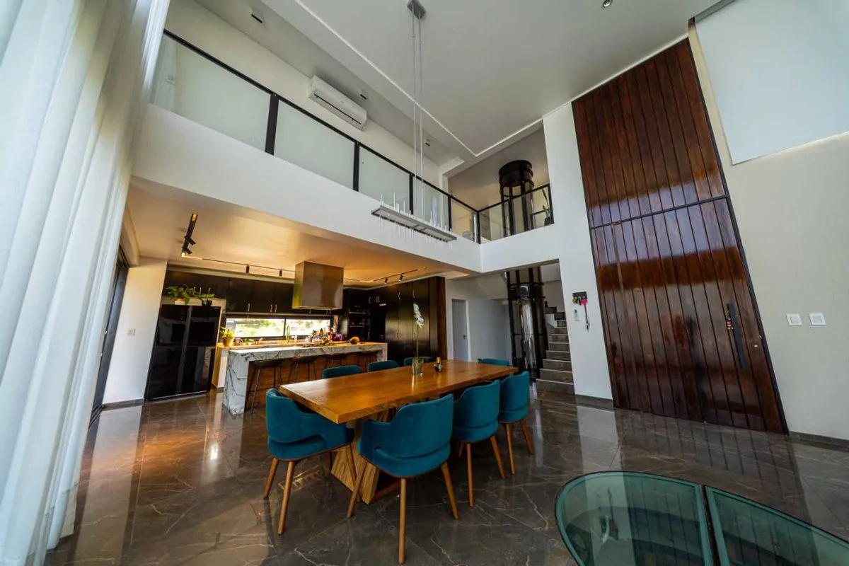 VENTA GRAN PROPIEDAD BARRIO VIDA 1 foto 5