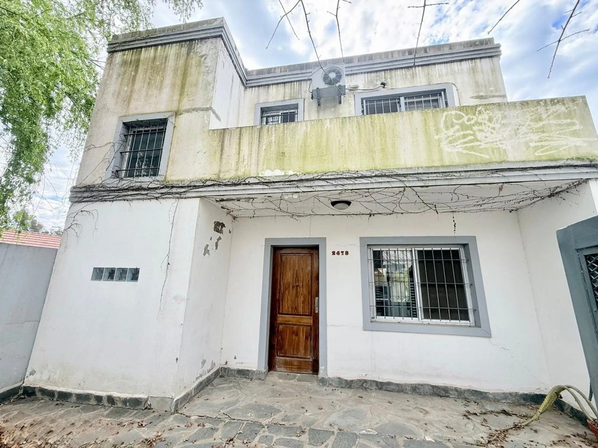 CASA EN VENTA 4 AMB LOS ROBLES DEL MONARCA PILAR