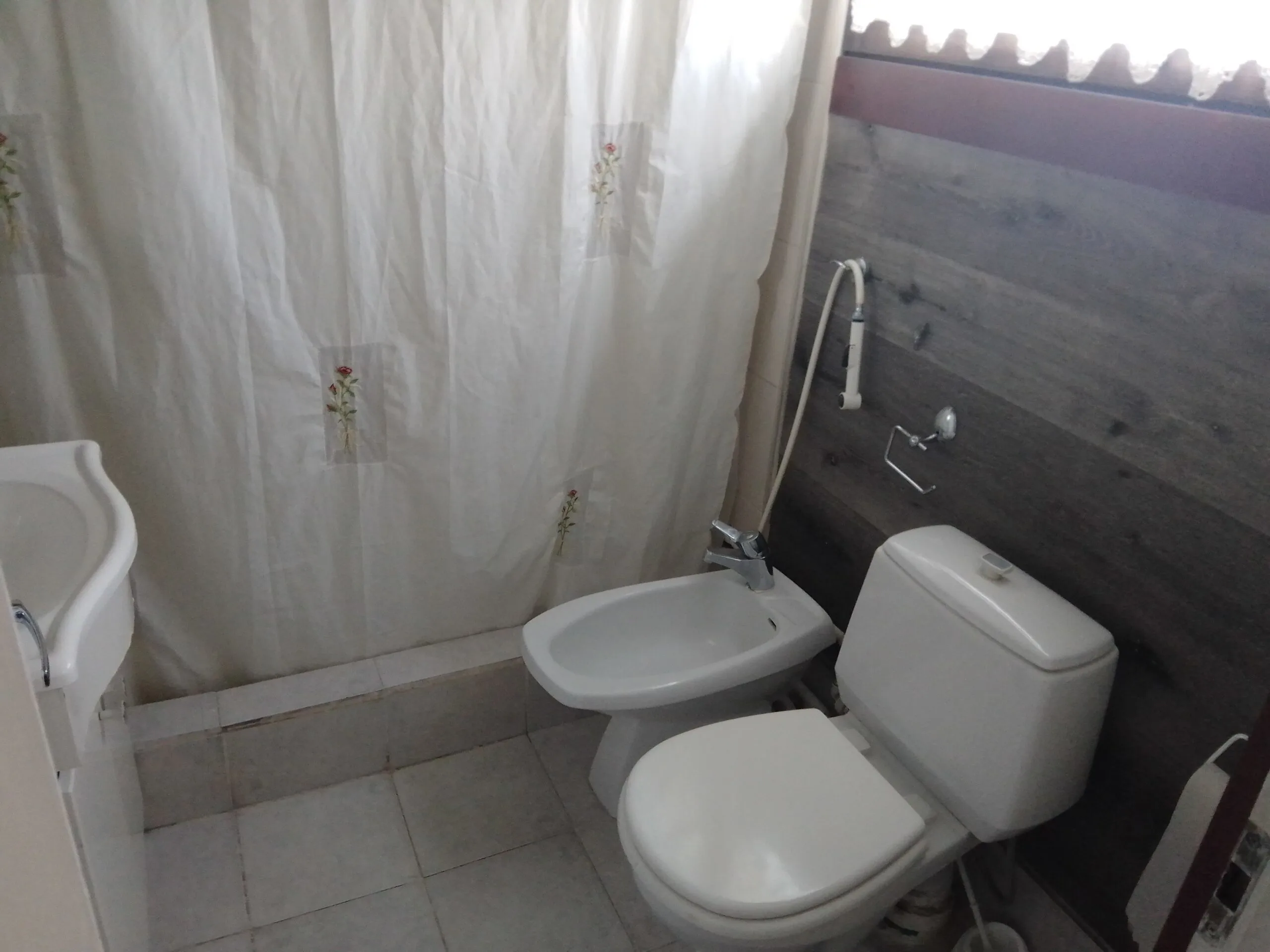 ALQUILER – CASA – INTEVU foto 5