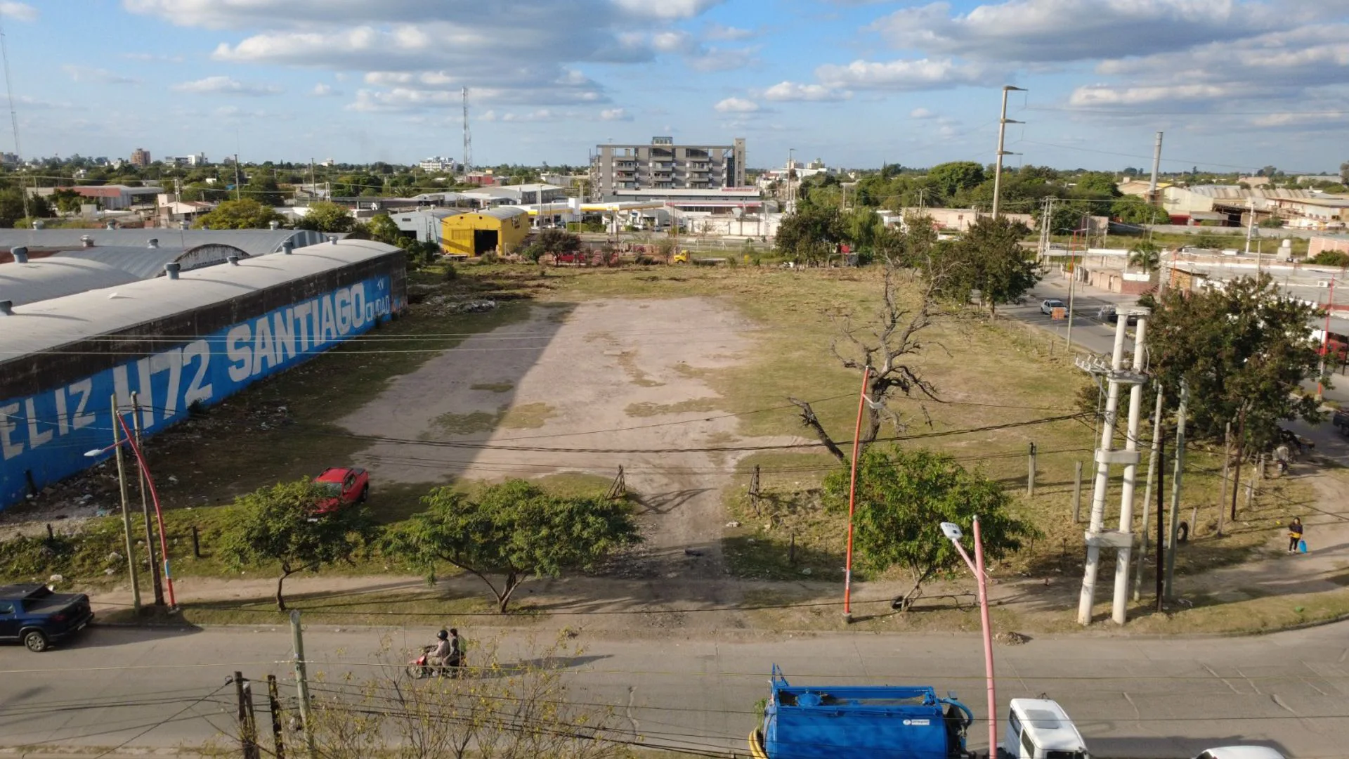 Venta de Terreno Av. Solís y Av. Aguirre foto 3
