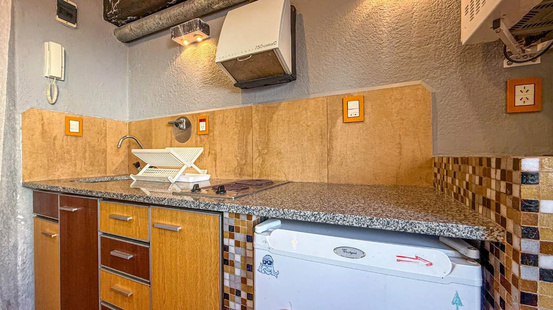 VENTA MONOAMBIENTE  FRENTE  ZONA ALDREY RECICLADO foto 3