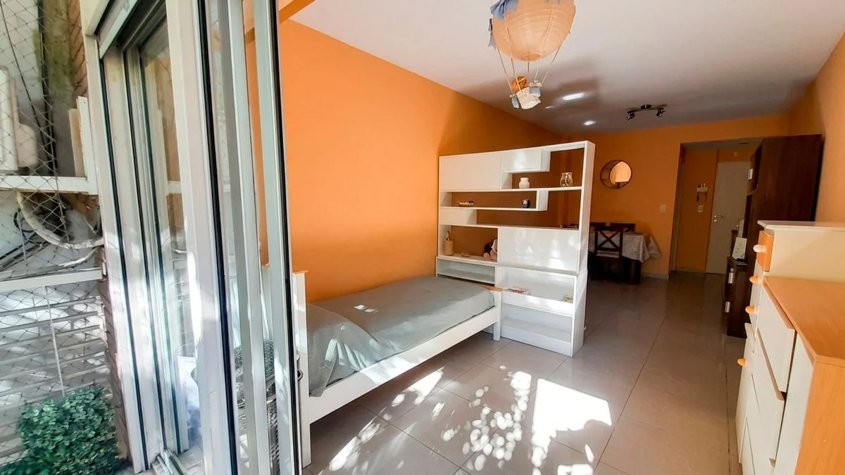 Venta Semipiso 2 Amb al Frente Balcón en Caballito foto 5
