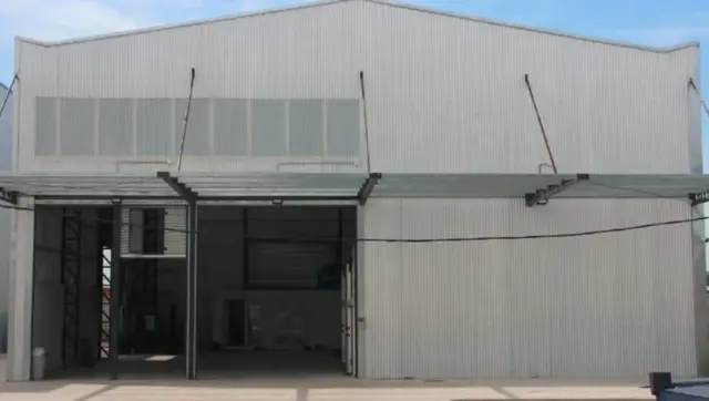 ALQUILER - IMPORTANTE GALPÓN EN PARQUE INDUSTRIAL EBAPI - CON REFRIGERACIÓN