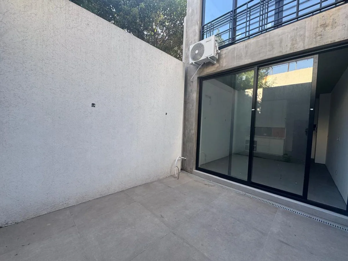 MONOAMBIENTE VENTA VILLA DEVOTO ESTRENAR CON PATIO foto 5