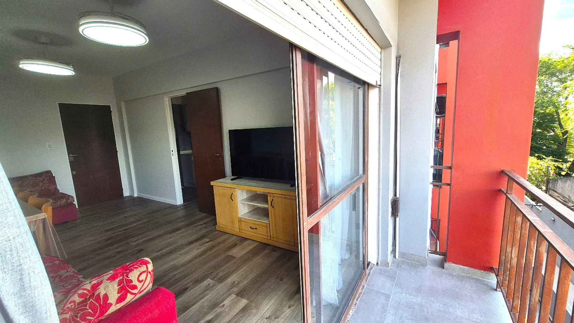Venta Dto 3 Ambientes reciclado a nuevo con balcon foto 4