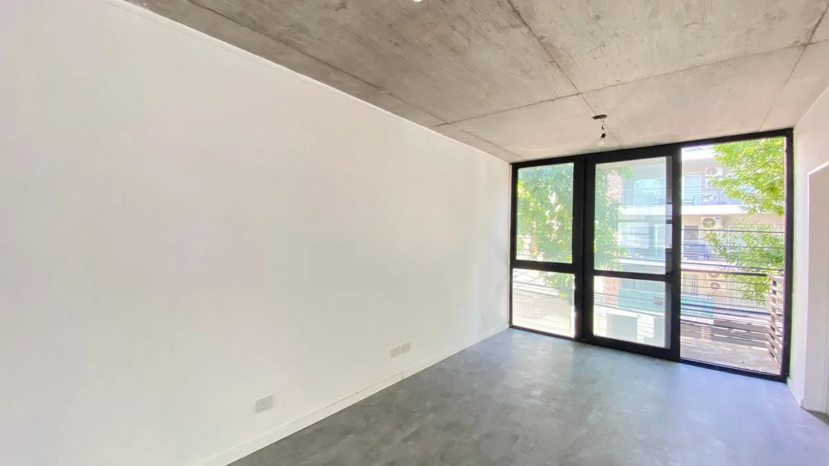 Monoambiente en venta con balcón y baulera Palermo foto 2