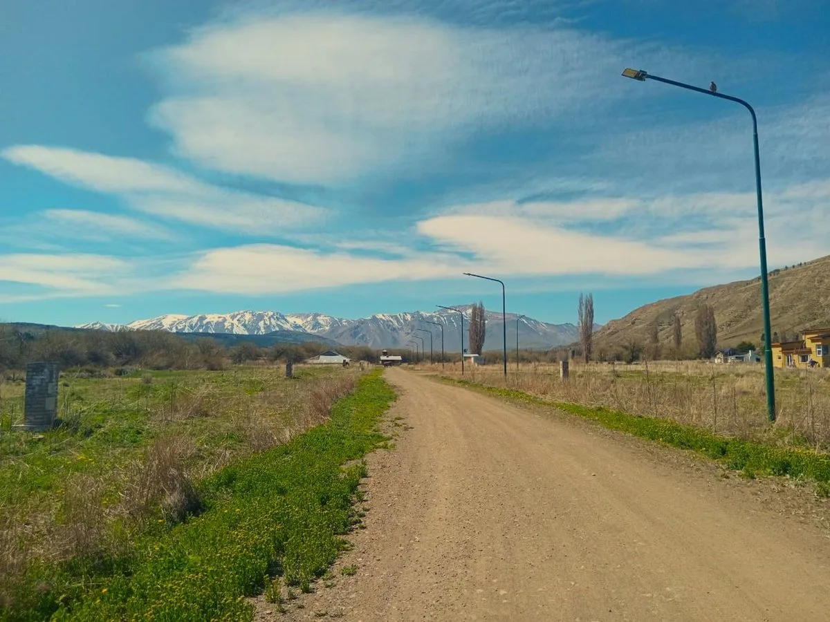Lote Terreno 1.500 mts2 - Esquel - Con Servicios foto 2