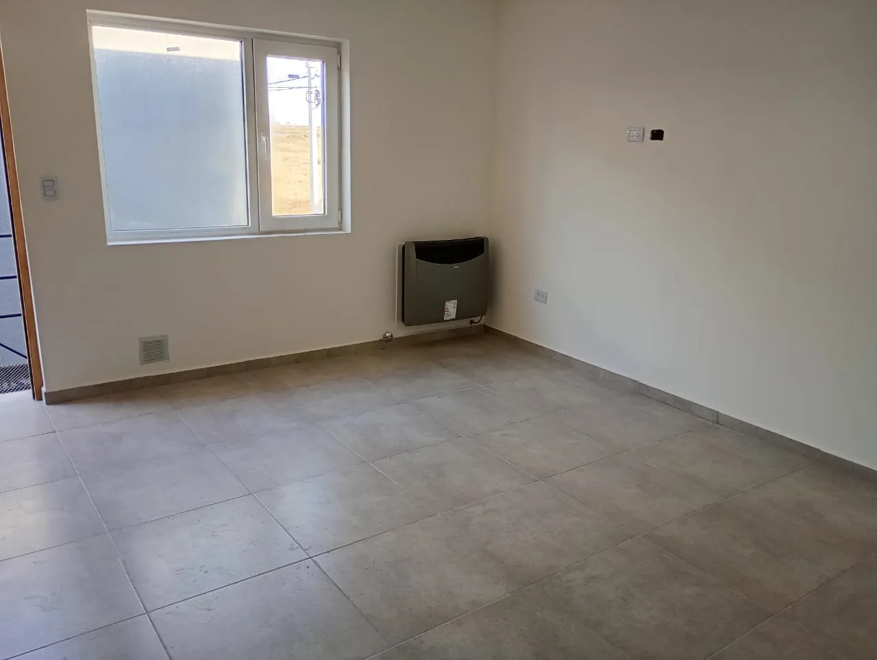ALQUILER -DEPARTAMENTO – BARRIO NORTE foto 3