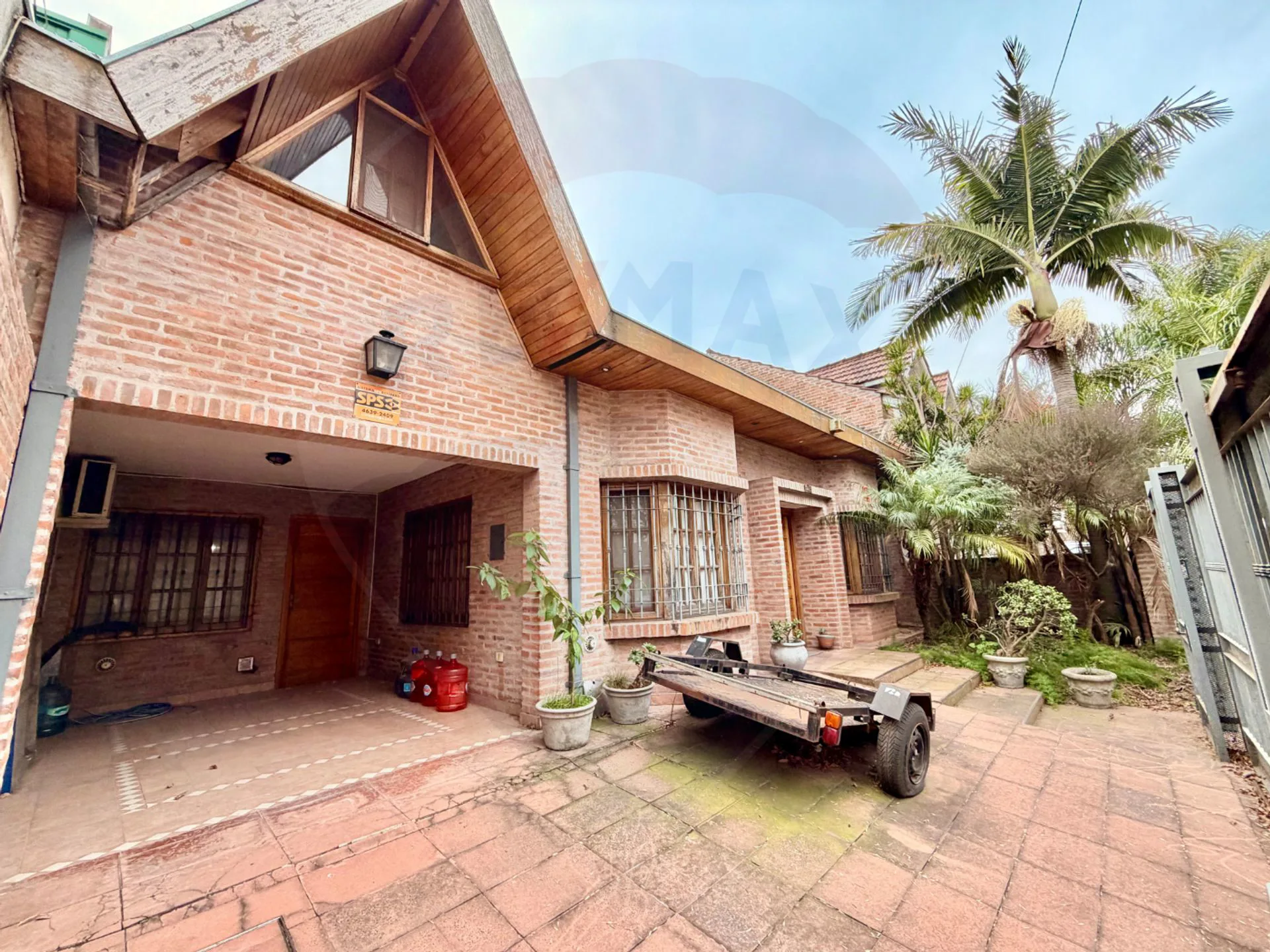 CASA 4 DORM. PILETA Y QUINCHO B CERRADO C. JARDIN foto 5