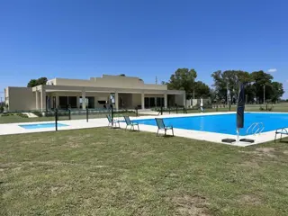 Venta Lote 861 m2 con Proyecto de Casa Incluido - Fincas Joven San Vicente foto 3