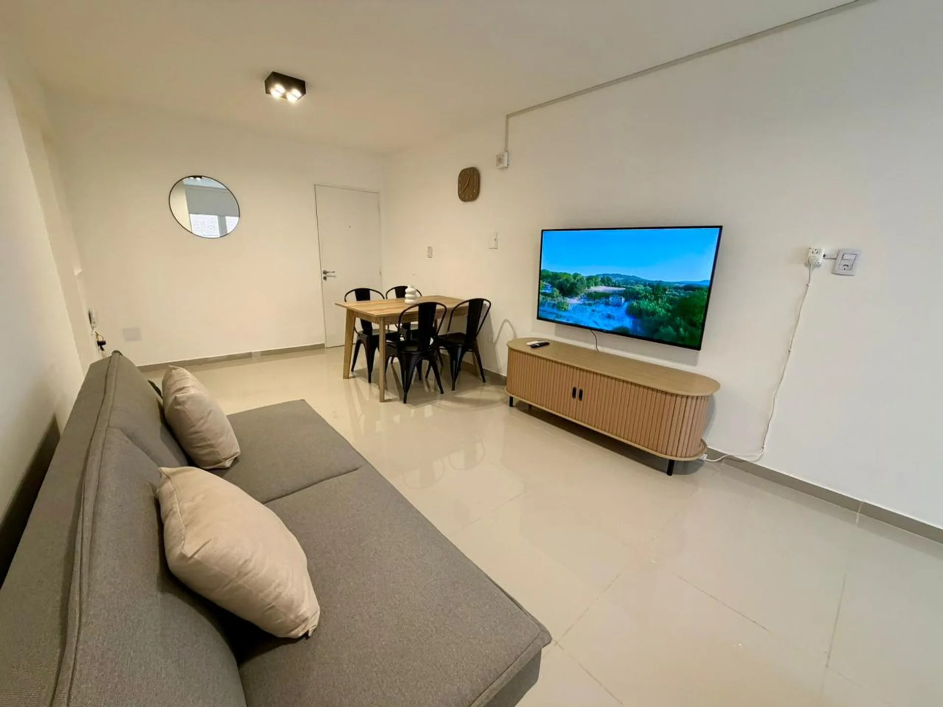 VENTA DEPARTAMENTO BALCON AMOBLADO NUEVA CORDOBA foto 2