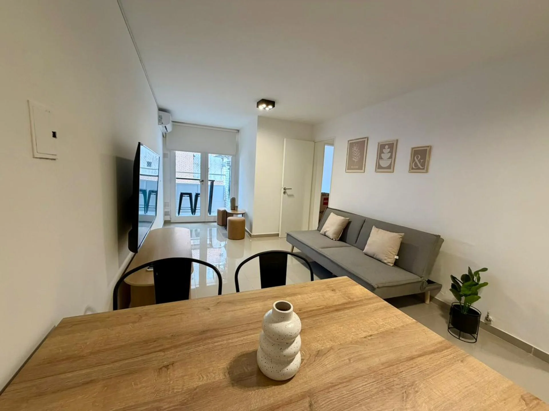 VENTA DEPARTAMENTO BALCON AMOBLADO NUEVA CORDOBA foto 4