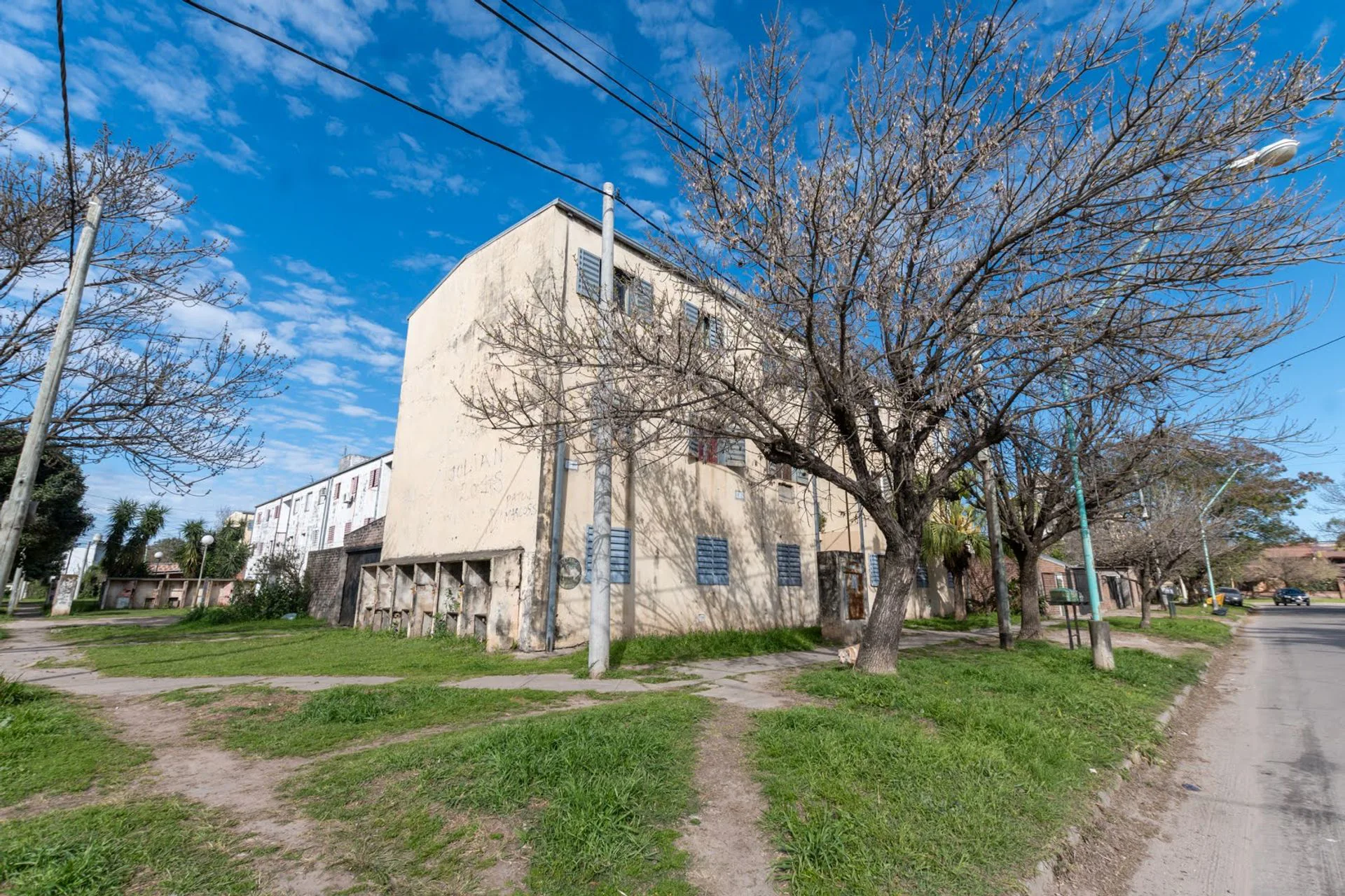 DEPARTAMENTO DE 3 DORMITORIOS EN SANTO TOMÉ