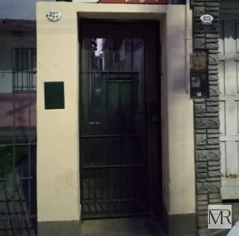 Departamento 3 Ambientes tipo Casa PH, Lanús Oeste foto 2
