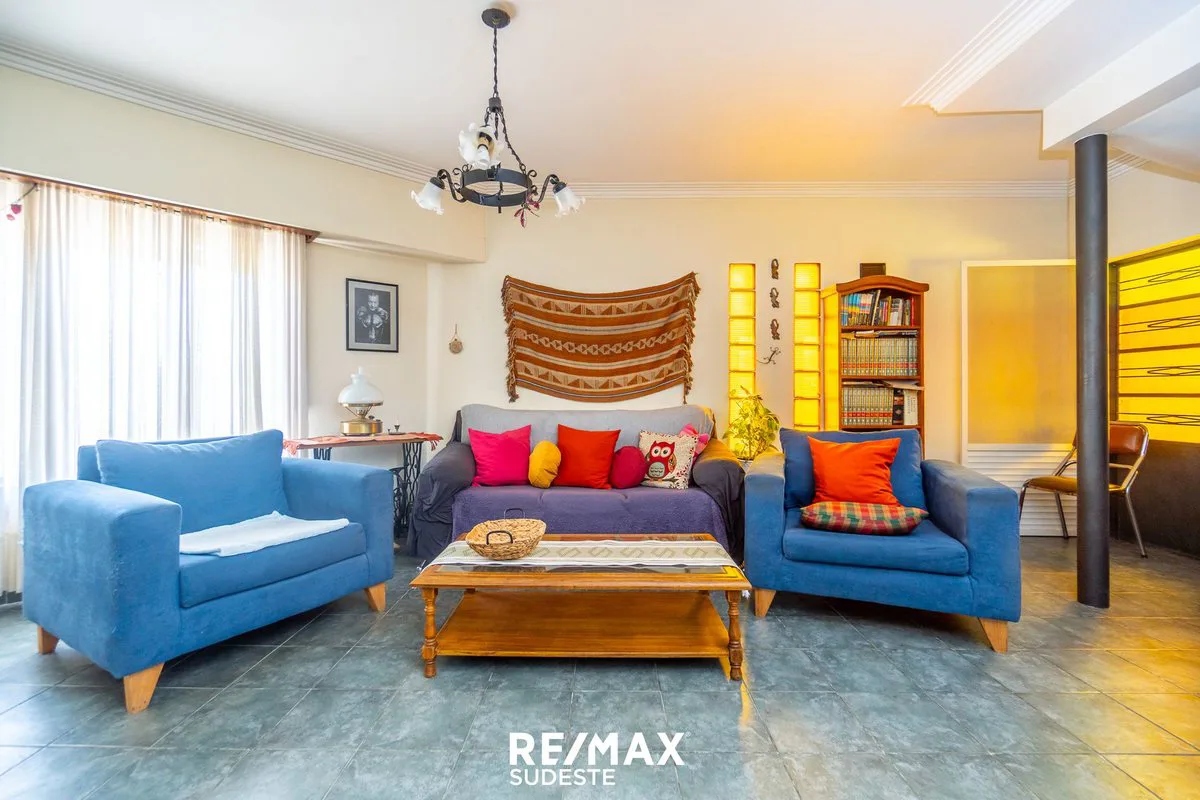 VENTA CASA 5 DORMITORIOS BARRIO OBRERO foto 4