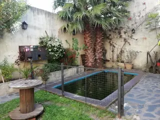 CASA EN VENTA 5 AMBIENTES CON PILETA foto 1