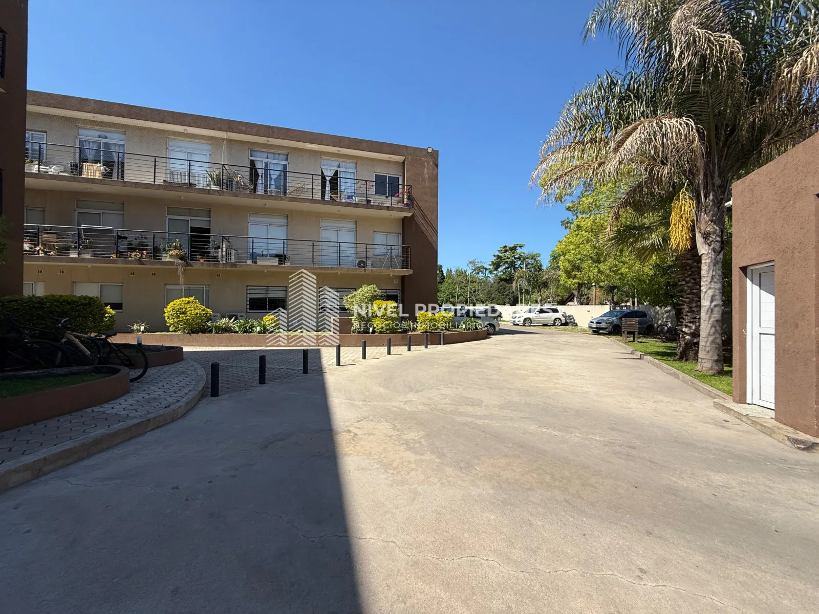 DEPARTAMENTO 2 AMB EN BARRIO "LA PALMERA" - MORENO foto 2