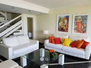 Excelente triplex en Florianópolis Playa Brava, 200m2, para 7 personas en condominio America do Sol foto 1