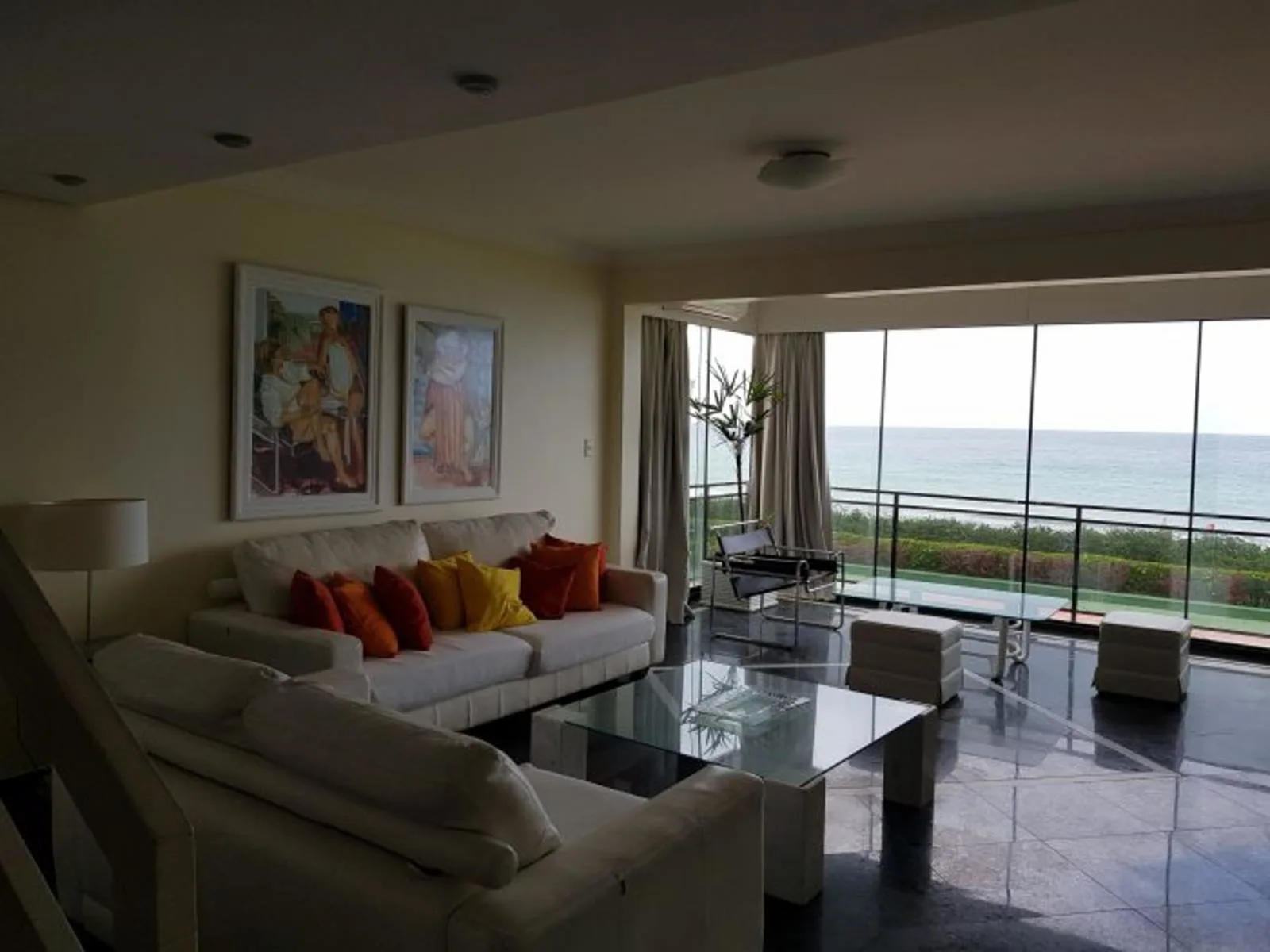 Apartment in San Nicolás – photo 10 of 27