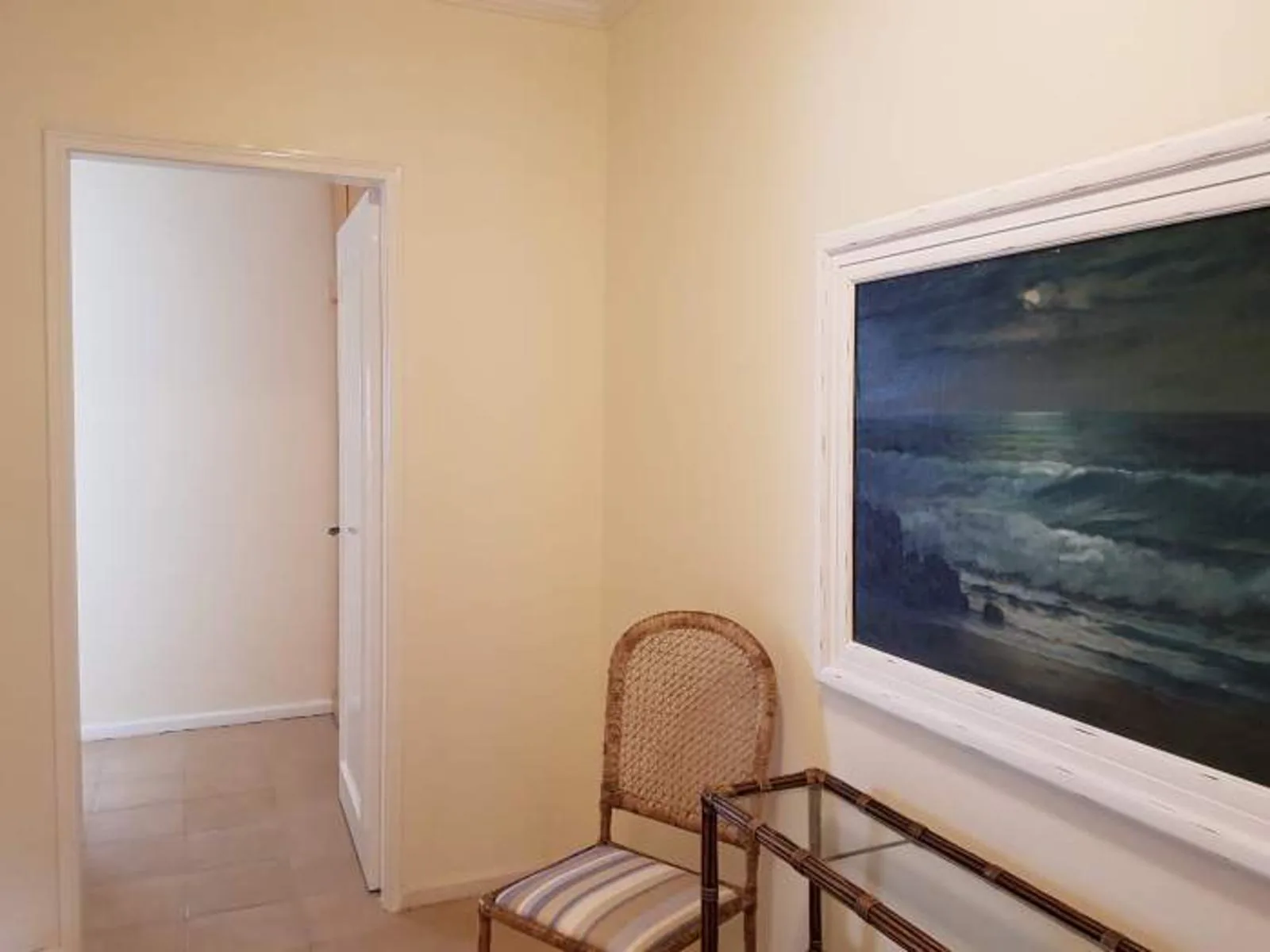 Apartment in San Nicolás – photo 14 of 27