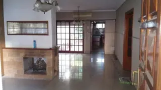 VENTA OPORTUNIDAD Bº Los Hornos LA PLATA, 2 dor, 5 ambientes escucha ofertas efvo. foto 2