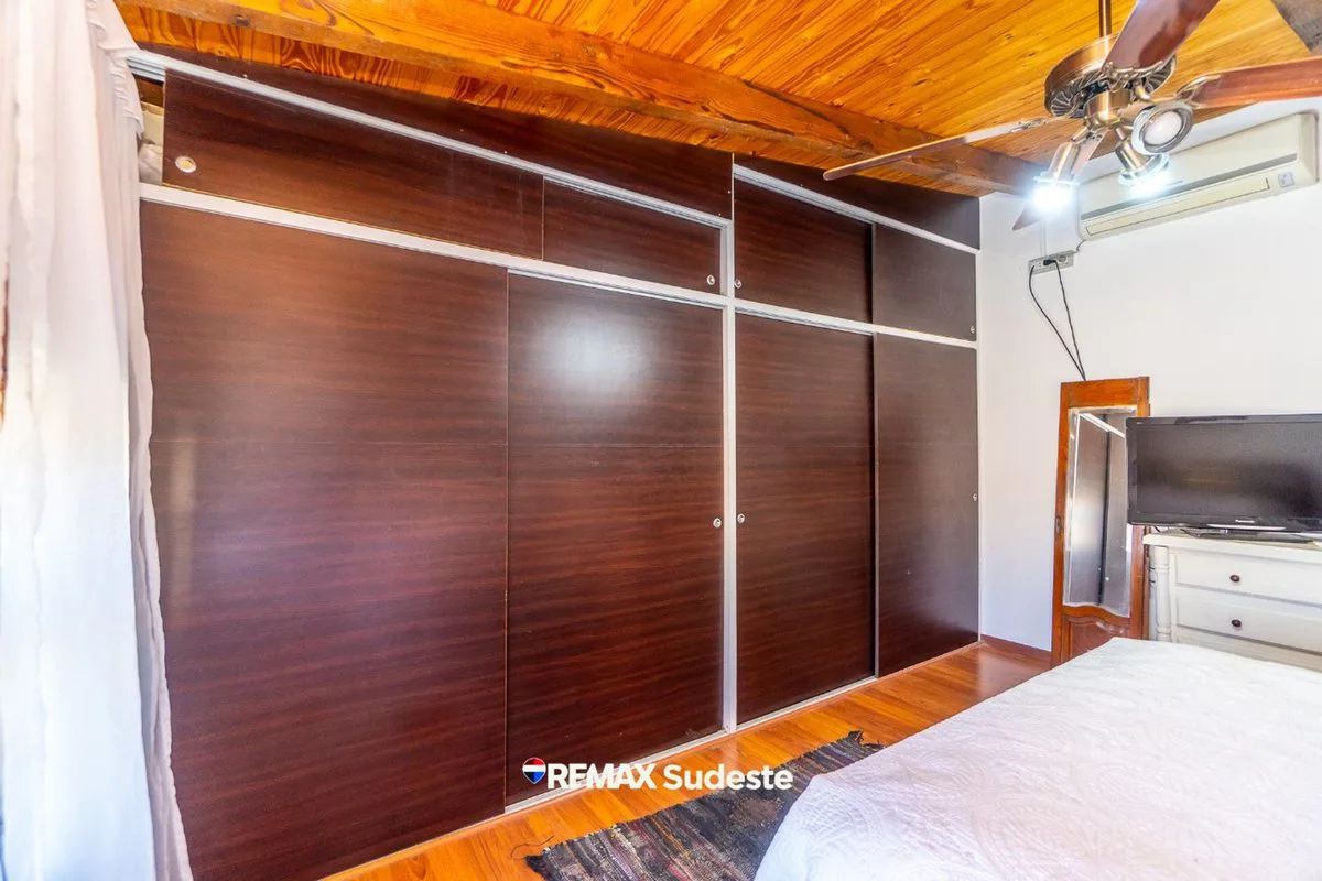 VENTA CASA 3 DORM. NEWTON 900 foto 3