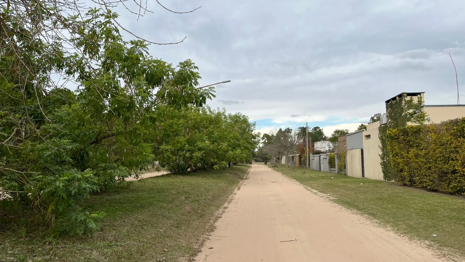 VENTA LOTE BV. BOSQUE LA SALLE, COLASTINÉ foto 5