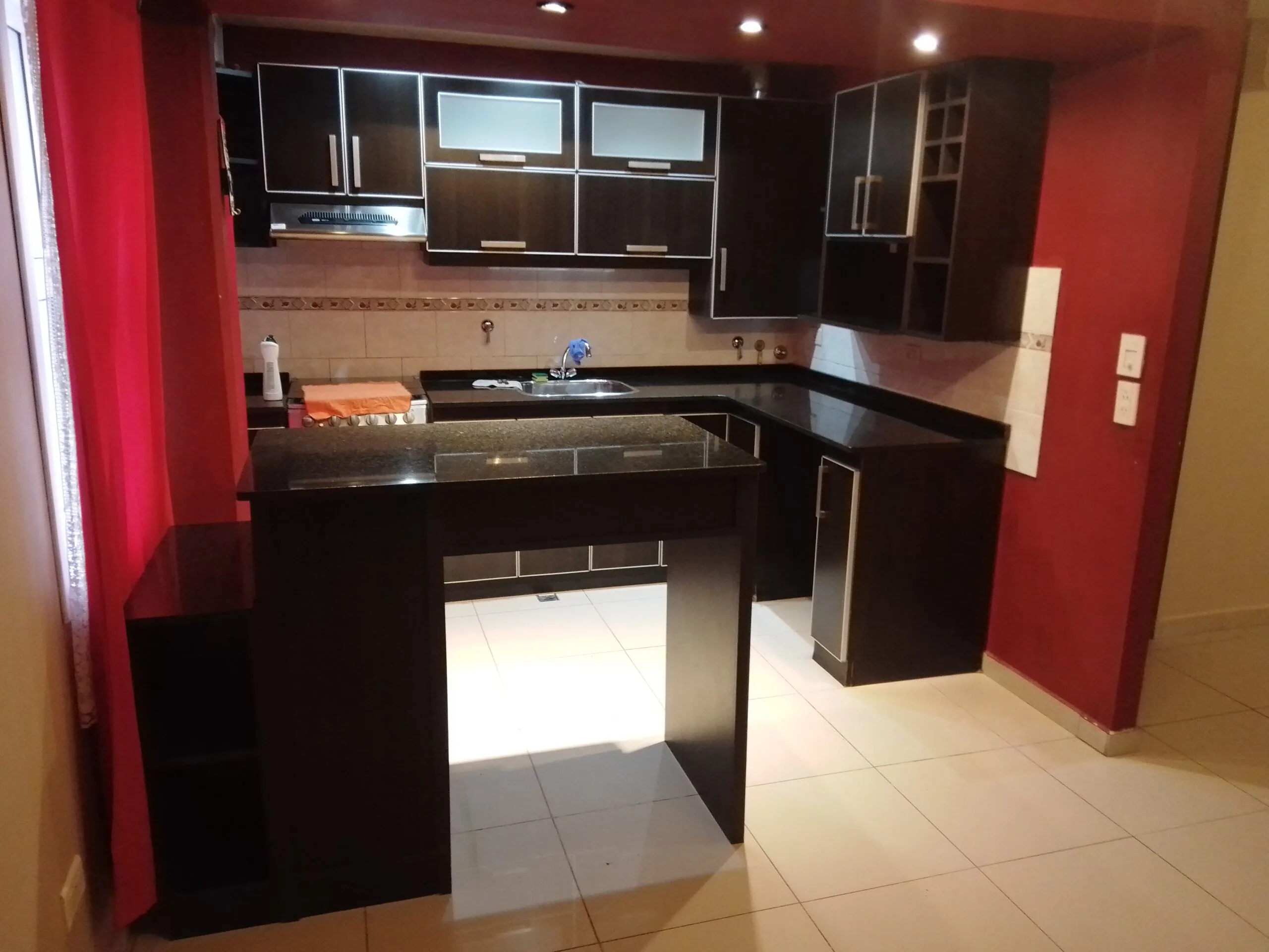 ALQUILER – DEPARTAMENTO 3 DORMITORIOS – BARRIO CHACRA XIII foto 3