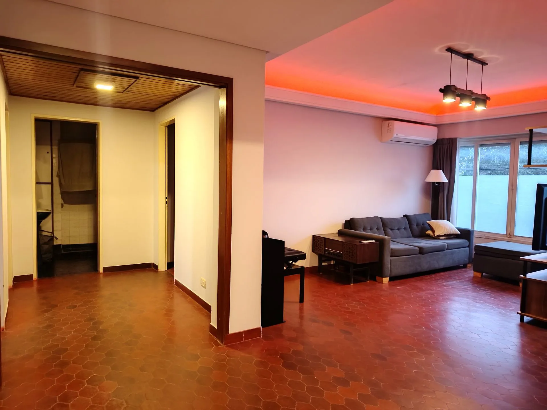 Venta PH 4 ambientes Munro con terraza y parrilla foto 4