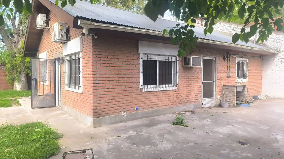 VENTA CASA DEL VISO PILETA foto 5