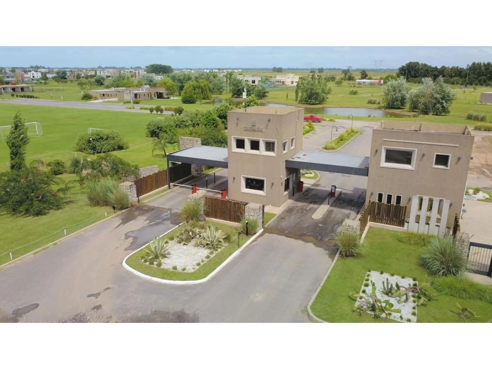 Venta Lote en Barrio Cruz del Sur San Vicente foto 2