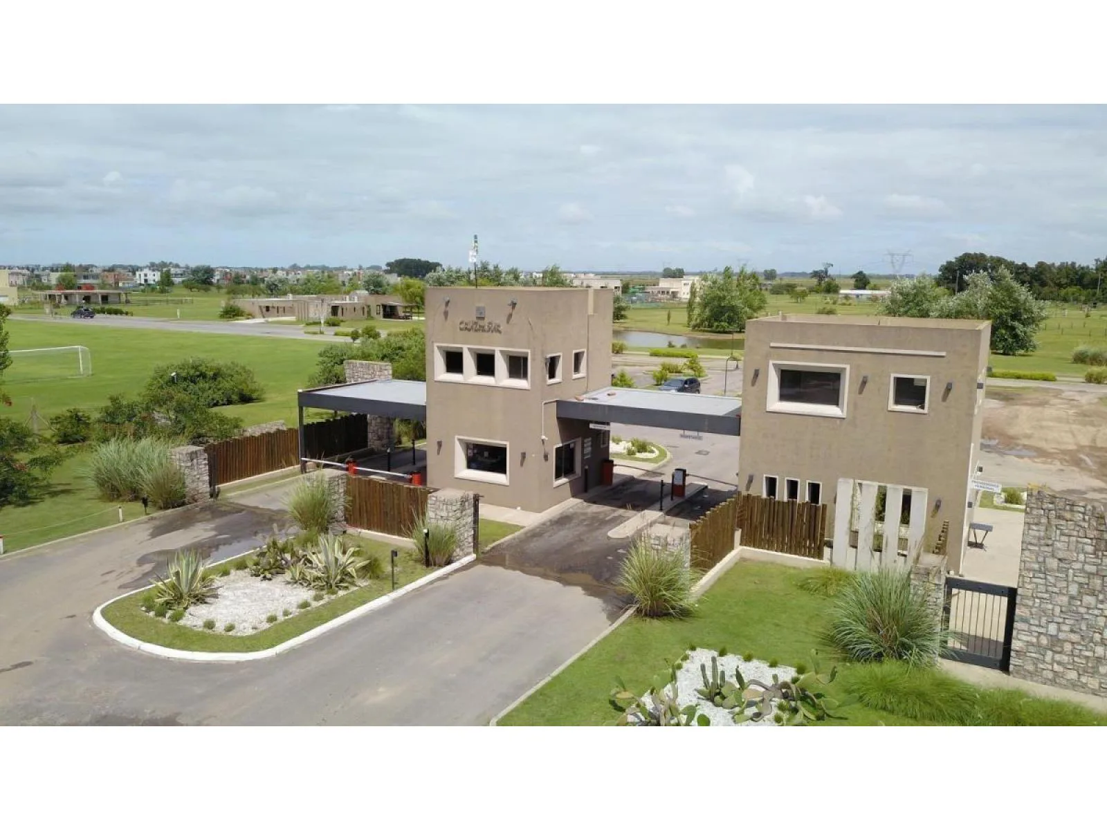 Venta Lote en Barrio Cruz del Sur San Vicente foto 3