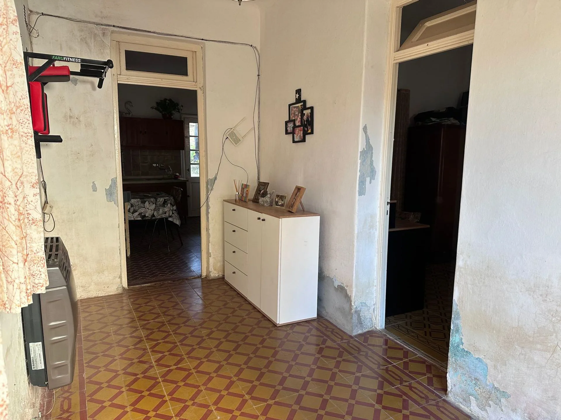 VENTA CASA LA EMILIA 2 HAB COCHERA SAN NICOLAS foto 3