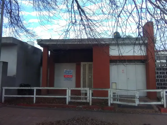 IMPORTANTE CASA PUERTO GENERAL SAN MARTIN