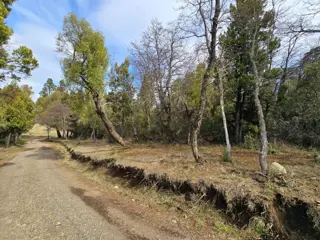 HERMOSO TERRENO EN LAGUNA BRYCHAN, TREVELIN foto 5