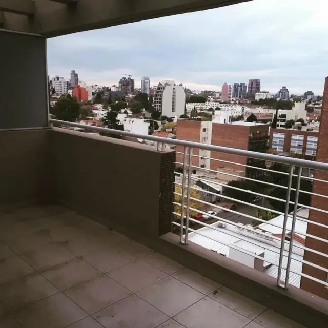 Departamento 2 dormitorios con cochera