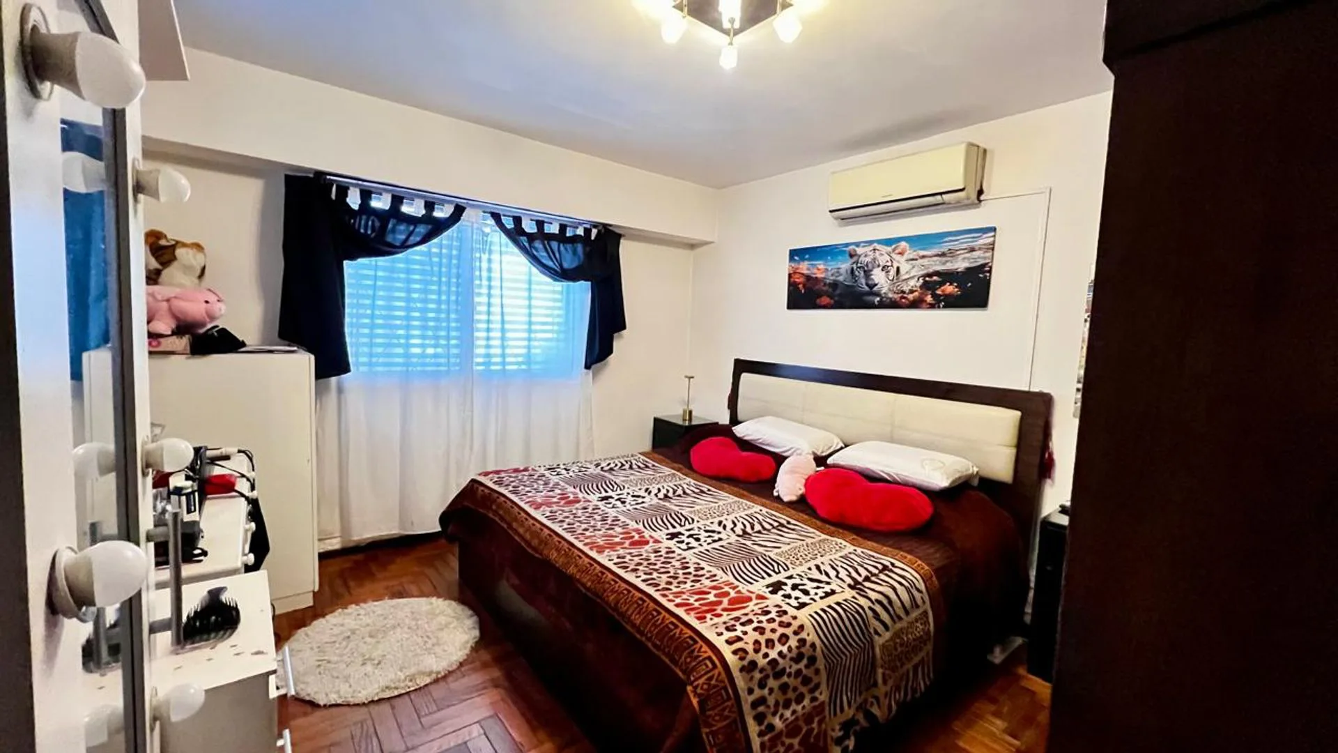 CASA EN VENTA  EN LANUS CON PILETA - ONCATIVO 431 foto 4