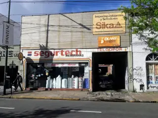 VENTA DE EXCELENTE LOTE APTO CONSTRUCCION DE EMPRENDIMIENTO SOBRE AV CENTENARIO SAN ISIDRO CENTRO, ZONA NORTE foto 1