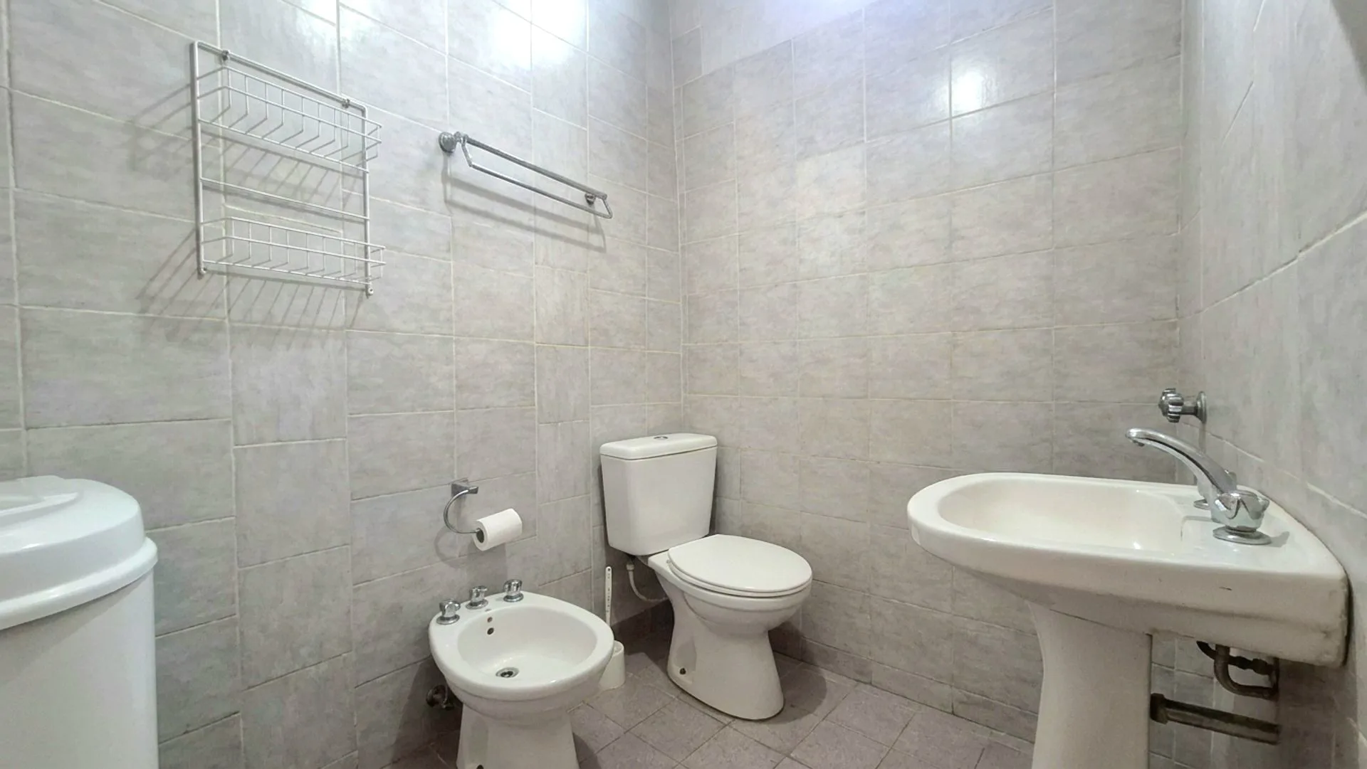 VENTA CASA 2 AMB CON QUINCHO Y PARQUE foto 5