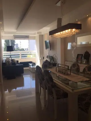 Departamento de 4 ambientes en 2 plantas con cochera foto 4