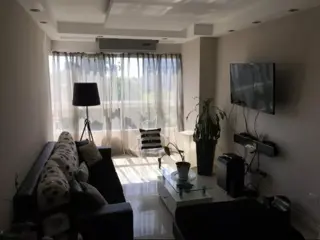 Departamento de 4 ambientes en 2 plantas con cochera foto 5